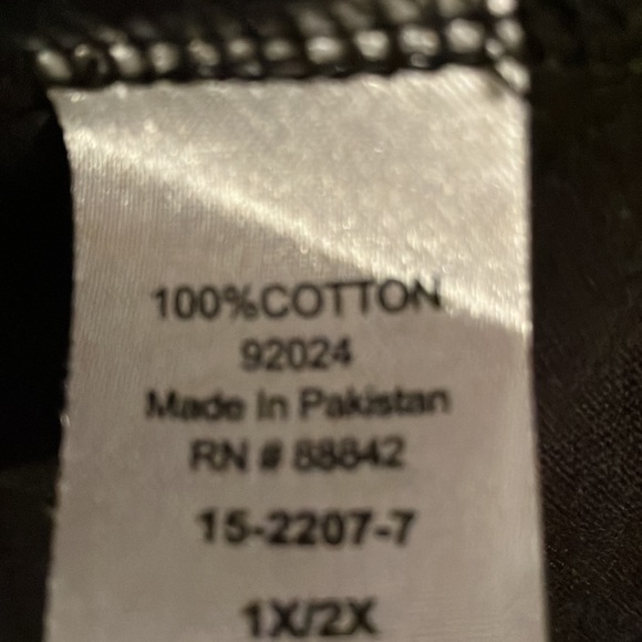 Size 1X/2X holiday long nightgown. 100% cotton. Super cute and comfy. - Picture 4 of 5